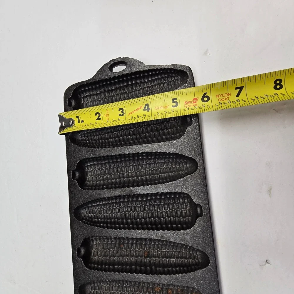 Vintage Old Mountain Cornbread Pan Black Cast Iron 7 Slot Cornstick Mold Kitchen